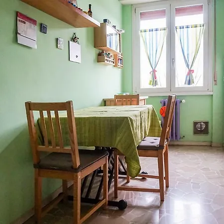 Nice Flat Next To Metro * Mediolan