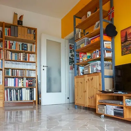 Apartament Nice Flat Next To Metro Mediolan